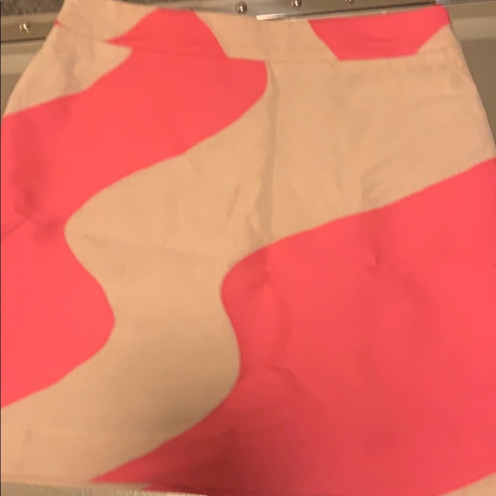 Milky skirt size 4